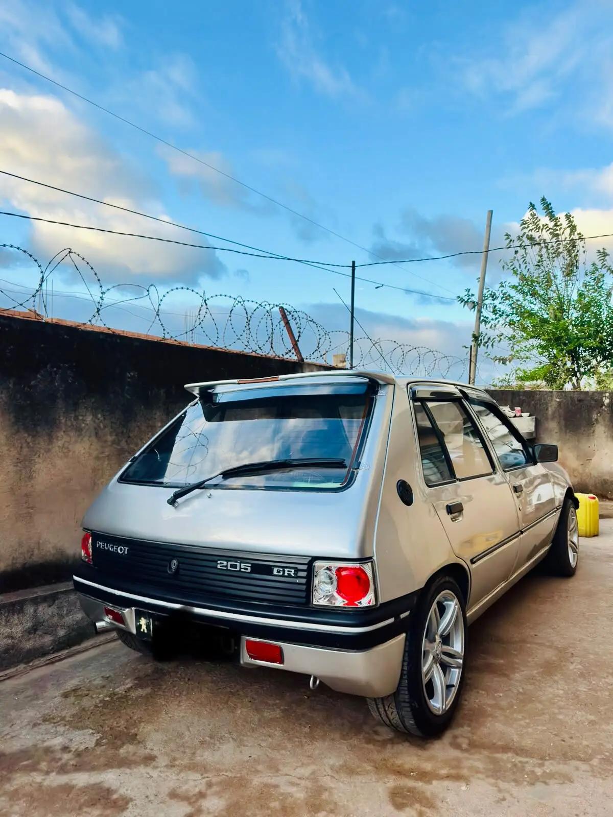 205 – Turbo