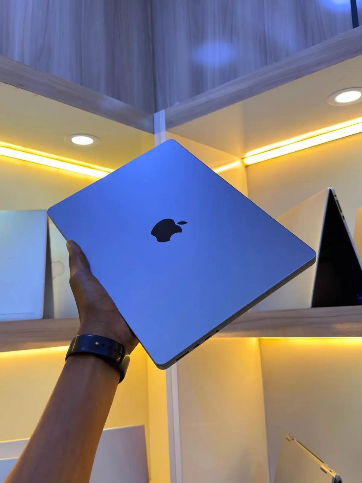 MACBOOK À PETIT PRIX !