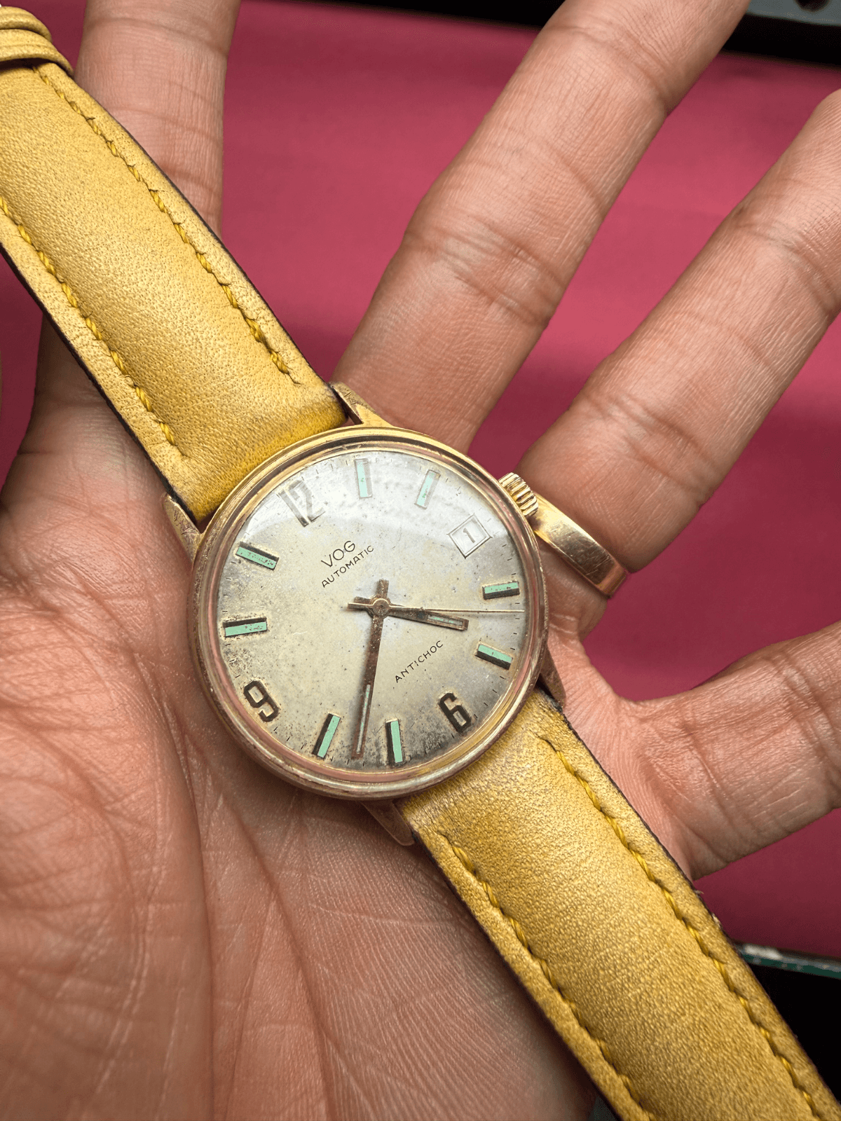 Montre vintage Vog automatique
