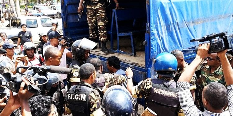 MEETING SUR LA PLACE DU 13 MAI : Pas d’emprisonnement pour les manifestants pro-Marc Ravalomanana