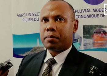 ENTANA AVY ANY CHINE : ENIM-BOLANA SISA NY TAHIRIN’IREO MPIVAROTRA