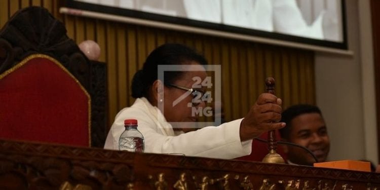 GOUVERNEMENT – Christine Razanamahasoa souhaite davantage de députés parmi les ministres