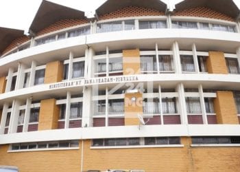 EDUCATION – Le MEN cherche 100 enseignants et quatre proviseurs « manara-penitra » pour les lycées « manara-penitra » de quatre régions