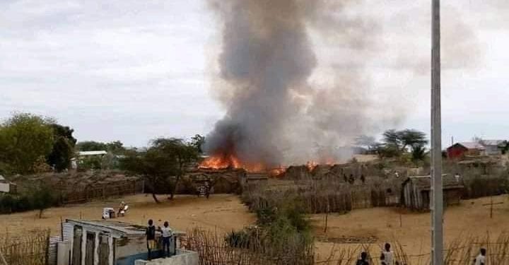 INCENDIE – Plus de 100 cases dévorées par les flammes, des dizaines d&rsquo;étudiants de l&rsquo;Université de Toliara sinistrésINCENDIE – Plus de 100 cases dévorées par les flammes, des dizaines d&rsquo;étudiants de l&rsquo;Université de Toliara sinistrés