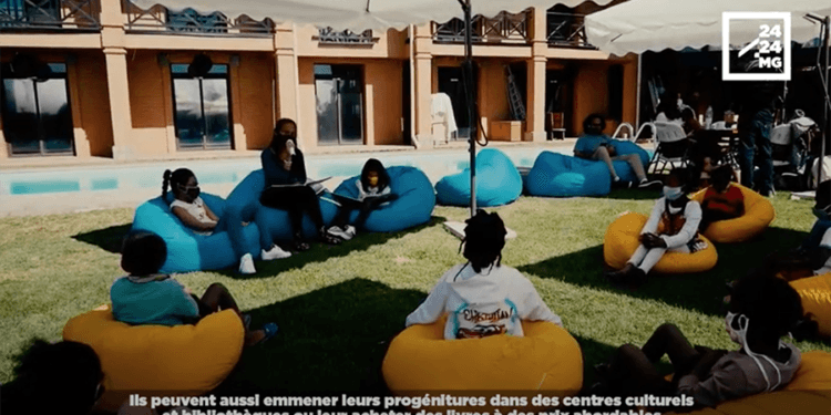 EDUCATION – La lecture en plein air pour motiver les enfants à lire