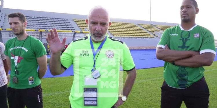 FOOTBALL – Nicolas Dupuis compte sur les absents et des jeunes locaux pour compléter l&rsquo;effectif des Barea lors des futures rencontres avec les Eléphants ivoiriens
