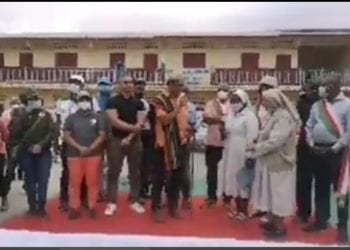 TOURNEE PRESIDENTIELLE – Andry Rajoelina dans le Tsihombe pour apporter les aides de l&rsquo;Etat