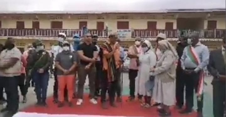 TOURNEE PRESIDENTIELLE – Andry Rajoelina dans le Tsihombe pour apporter les aides de l&rsquo;Etat