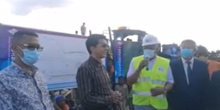 RN44 – Andry Rajoelina annonce le début de la réhabilitation du tronçon Vohidiala – Amboasary et promet la fin des travaux dans un an