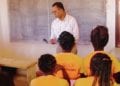 EDUCATION – Enfants ou adolescents chez Katraka Education, ils apprennent leurs leçons en chanson