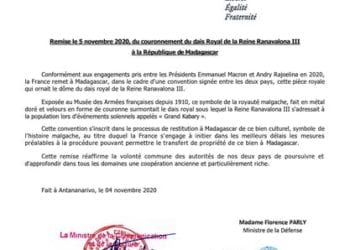 PATRIMOINE – La France s&rsquo;engage à initier dans les meilleurs délais la procédure de transfert de propriété du couronnement du dais royal à Madagascar