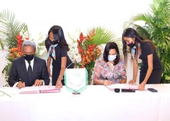 ENVIRONNEMENT – 2,500 milliards d’ariary pour créer cinq parcs botaniques de 120 ha dans cinq régions de Madagascar