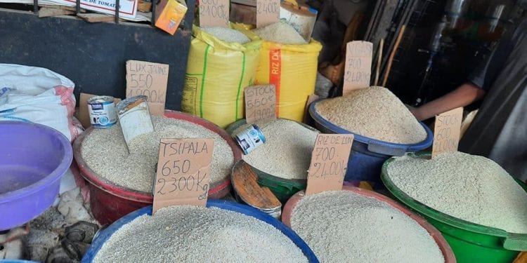 CONSOMMATION – Le ministère de l&rsquo;Industrie, du commerce et de l&rsquo;artisanat rapporte une baisse de prix du riz local