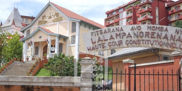 INSTITUTION – 21 dossiers de candidature au poste de membres de la Haute cour constitutionnelle reçus à l’Assemblée nationale