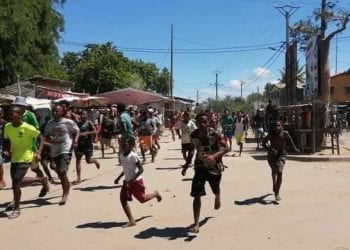MANIFESTATIONS – Scènes de pillages et d&rsquo;émeutes à Toliara, une trentaine de personnes arrêtées