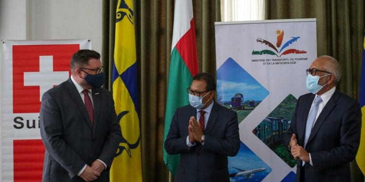 TRANSPORT FERROVIAIRE – La Commune urbaine d&rsquo;Antananarivo offre neuf wagons à la ligne Fianarantsoa Côte-Est