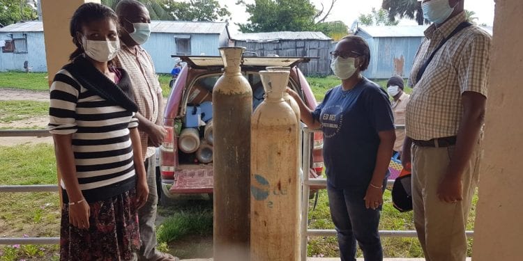 EPIDEMIE – 13 mètres cubes d’oxygène liquide en cours d’acheminement vers Antananarivo, selon le ministère de la Santé publique