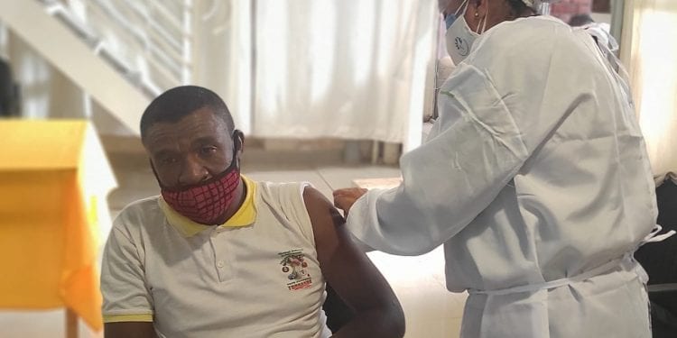 PARLEMENT – Une vingtaine de députés et d’agents de l’Assemblée nationale se sont fait vacciner ce mercredi
