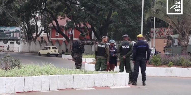 FETIN’NY FAHALEOVANTENA – Mahamasina ora vitsy alohan’ny matso