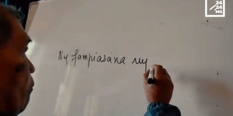 FITSIPI-PITENENANA – Azo atao ve ny mampiasa ny teny hoe afaka alohan&rsquo;ny matoanteny atao?