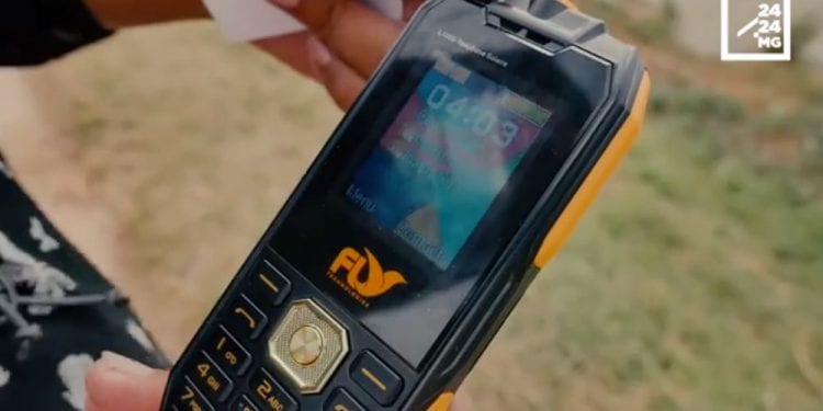 Découvrez le téléphone solaire Fly L1000 ! Une semaine d&rsquo;autonomie !