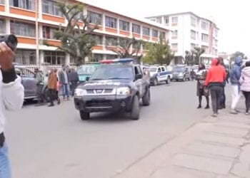 PROJET D’ATTENTAT – Première comparution sous haute surveillance pour les suspects dans l’affaire de tentative d’assassinat du président de la République.