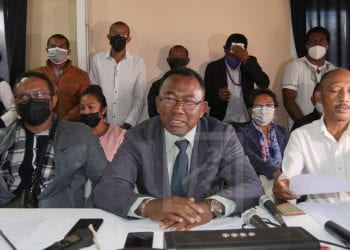 TRANSPORT AERIEN – Les employés d&rsquo;Air Madagascar pointent du doigt les décisions et les actions des gouvernements successifs ayant conduit à la situation catastrophique de cette société
