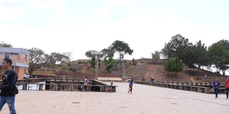 ENSEIGNEMENT SUPERIEUR – La rentrée 2021-2022 reportée au 25 Octobre pour l&rsquo;Université d&rsquo;Antananarivo, le personnel administratif prévoit des journées mortes sur le campus d&rsquo;Ankatso jeudi et vendredi