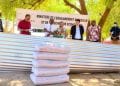 ENSEIGNEMENT SUPERIEUR – Le professeur Elia Béatrice Assoumacou offre des matériaux de construction pour démarrer la reconstruction des résidences d&rsquo;enseignants incendiées en Juin lors de manifestations d&rsquo;étudiants