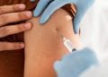 EPIDEMIE – Le ministère de la Santé publique annonce une nouvelle campagne de vaccination à l’AstraZeneca à partir de ce vendredi, plus de 400.000 nouvelles doses d’AstraZeneca reçues par Madagascar dimanche