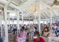 TRANSPORT AERIEN – Le ministre du Tourisme à la rencontre des opérateurs touristiques de Nosy Be pour évoquer la reprise des liaisons commerciales internationales sur l&rsquo;île aux Parfums