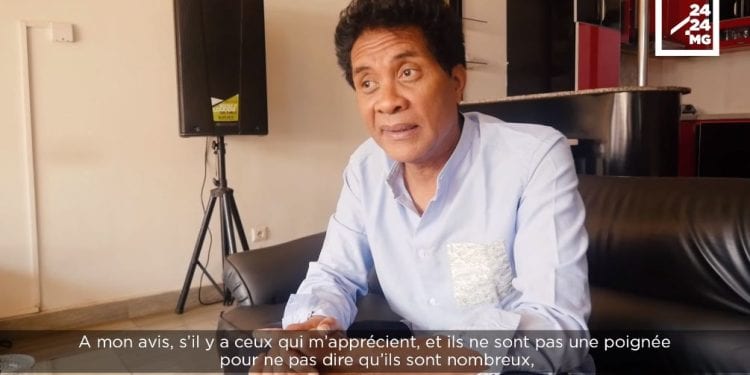 NJAKATIANA – « J’ai gardé un style de musique qui m’est propre, ma musique s’inscrit dans la durée »