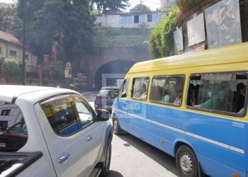 MOBILITE – La commune propose une file spéciale pour la « dépose » des élèves de La Providence et de Saint Michel et prolonge jusqu’à l’entrée du tunnel dAmbanidia le trajet Anosy – Analakely aux heures de grand afflux pour fluidifier la circulation autour de l’axe Anosy – Ambohidahy