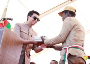 HYDROCARBURES – Le président de la République indique que Madagascar a reçu une offre de prix de carburant inférieure à la proposition de ses fournisseurs traditionnels