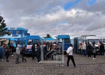 MOBILITE URBAINE – L&rsquo;association des coopératives FMA revient sur sa décision d&rsquo;adopter un tarif à 700 et annonce des frais de transport à 600 ariary pour éviter les conflits avec les passagers et en attendant de nouvelles discussions avec les autorités