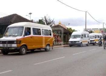 MOBILITE URBAINE – Les autorités proposent des bus de 37 à 50 places à moins de 100 millions d’ariary aux transporteurs urbains et suburbains d&rsquo;Antananarivo et ses environs pour renouveler le parc automobile du transport en commun