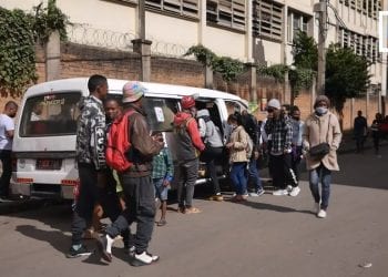 TRANSPORT – Le taux de la hausse des frais de transport à 600 ariary contestée par certains transporteurs urbains