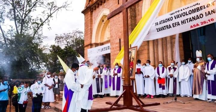 EGLISE CATHOLIQUE – Une visite médicale obligatoire pour les pèlerins des Journées mondiales de la jeunesse (JMJ) Mada X, selon le comité de pilotage de l’évènement.