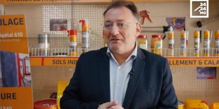 Madecasse – Sika La Compagnie MADECASSE, spécialisée dans la fourniture de produits et solutions pour les professionnels et les utilisateurs a organisé une journée de présentation et de démonstration sur des produits de la marque SIKA. Cet évènement a réuni une centaine de personnes au siège de la MADECASSE à Ankorondrano : des professionnels du BTP, architectes, bureaux d’études et bureaux de contrôle, ainsi que les gros industriels. Fournisseurs de produits et solutions sur mesure, grâce à ses agences à TANA et à TAMATAVE, la Compagnie MADECASSE peut accompagner votre projet sur toute la grande île.