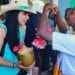 TRANSPORT AÉRIEN – Air Madagascar débarque 26 passagers, dont des professionnels du tourisme, en provenance de La Réunion à l&rsquo;aéroport de Ravoraha samedi pour la reprise de ses vols entre Saint Denis et Sainte Marie