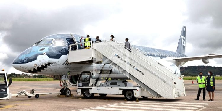 TRANSPORT AÉRIEN – Madagascar Airlines prévoit l’acquisition en dry-lease d’une flotte d’avions neufs et de nouvelle génération composée de deux Embraer 190-Type 2, deux Boeing 787-900 et de quatre ATR 42-600S d’ici 2025