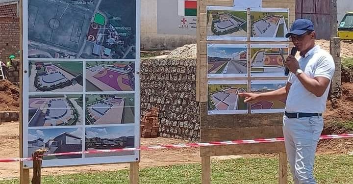 INFRASTRUCTURES – Des travaux de construction et d&rsquo;aménagement d&rsquo;un espace de divertissement et de loisirs en cours à Ankadivoribe Soalandy dans l&rsquo;Atsimondrano