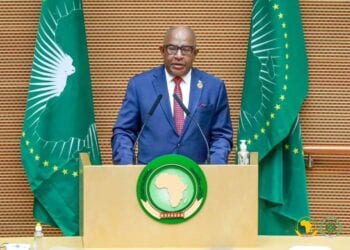 COOPÉRATION – Azali Assoumani des Comores prend la présidence de l&rsquo;Union Africaine et plaide pour une annulation totale des dettes africaines 
