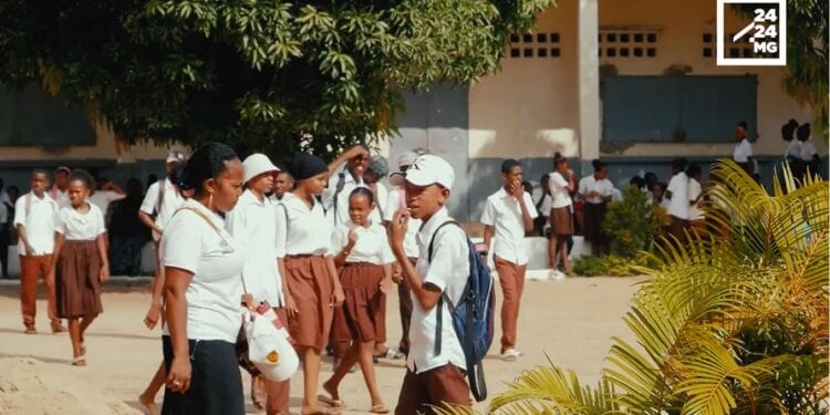 EDUCATION – L’apprentissage numérique pour un enseignement équitable de chaque enfant