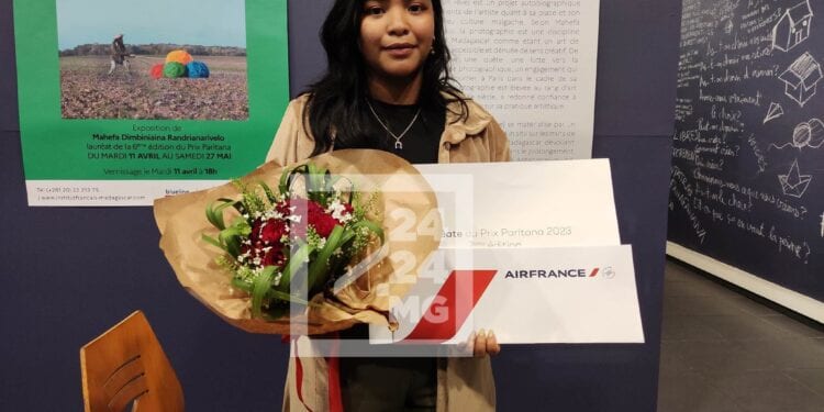 ART – Ashiko Ratovo remporte la septième édition du prix d’art contemporain Paritana