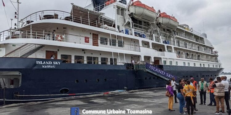 TOURISME – Le navire de croisière Island Sky en escale dans les ports malgaches