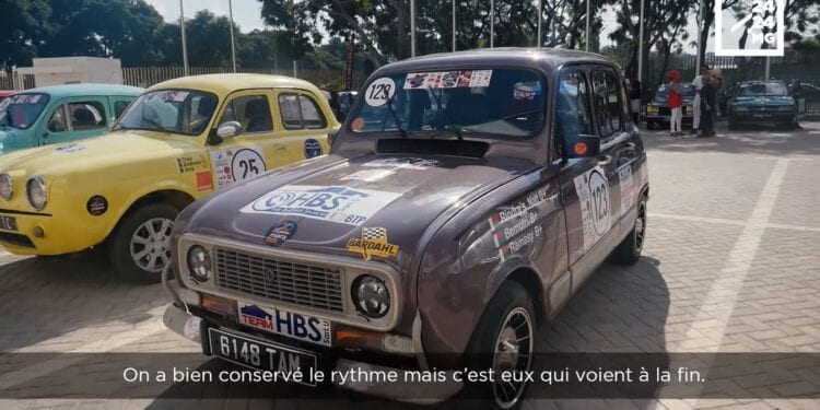 AUTO – De retour de course en voiture vintage