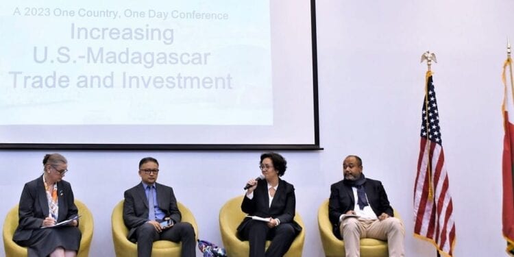 RELATIONS ÉCONOMIQUES – Près d’un milliard de dollars d’échanges commerciaux entre Madagascar et les États-Unis en 2022