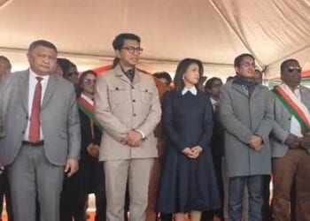 CIRCULATION – Andry Rajoelina promet de trouver une solution aux embouteillages d’Itaosy d’ici un mois