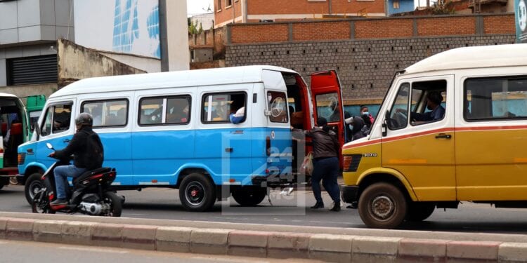 UCTU – La décision sur la hausse des frais de taxi-be en attente de la rencontre entre le ministère des Transports et la direction générale de la sécurité routière à propos de la hausse des frais de visite technique